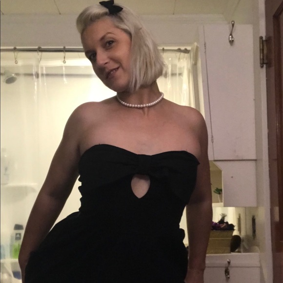 Meet your Posher, Carrie - Picture 6 of 16